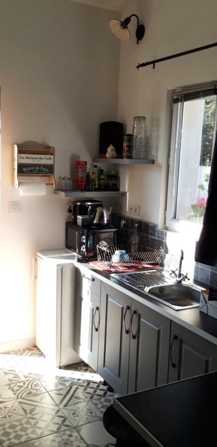 Apartament Le Cabanon De Lea Tavel Zewnętrze zdjęcie
